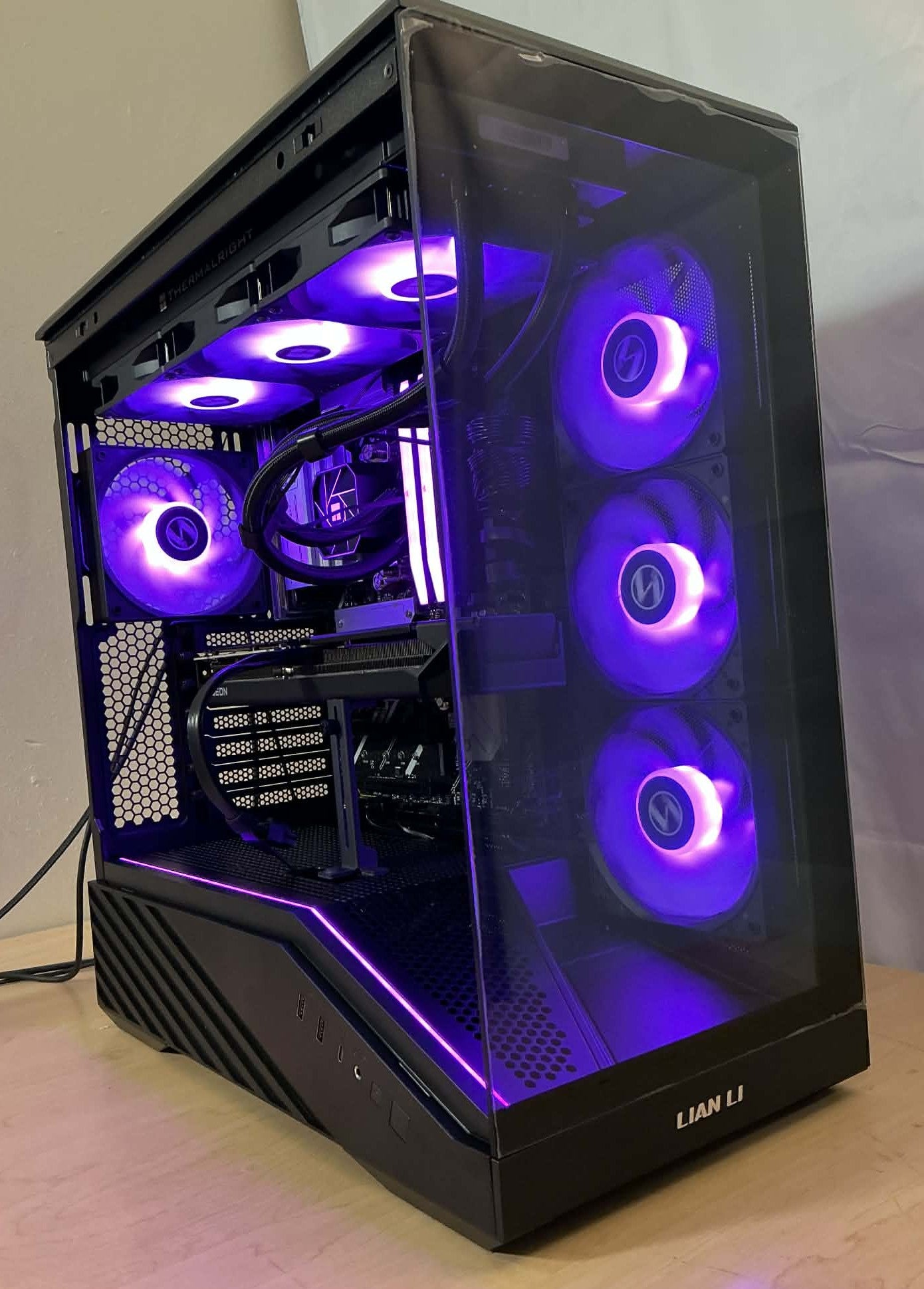 🔥 Custom Ryzen 7 7800X3D Gaming PC – RX 9060 XT Hellhound 16GB 🔥