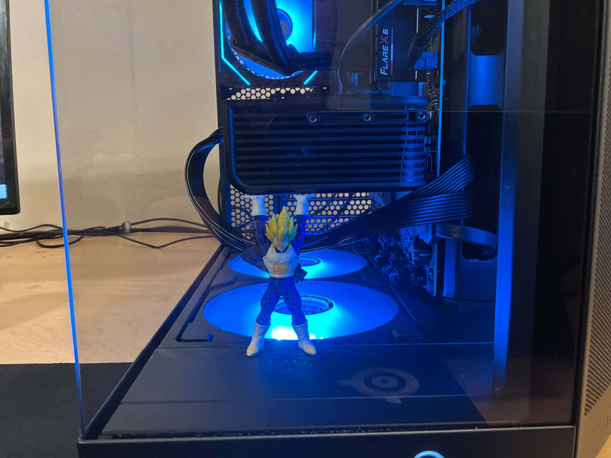 OMGaming Gaming PC | Ryzen 5 7600X3D | Radeon RX 9070 GRE 12GB | 32GB DDR5 | 1TB NVMe