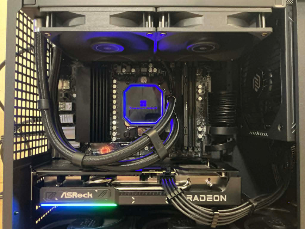 OMGaming Mini | Ryzen 5 7500X3D | Radeon RX 9060 XT 16GB Gaming PC