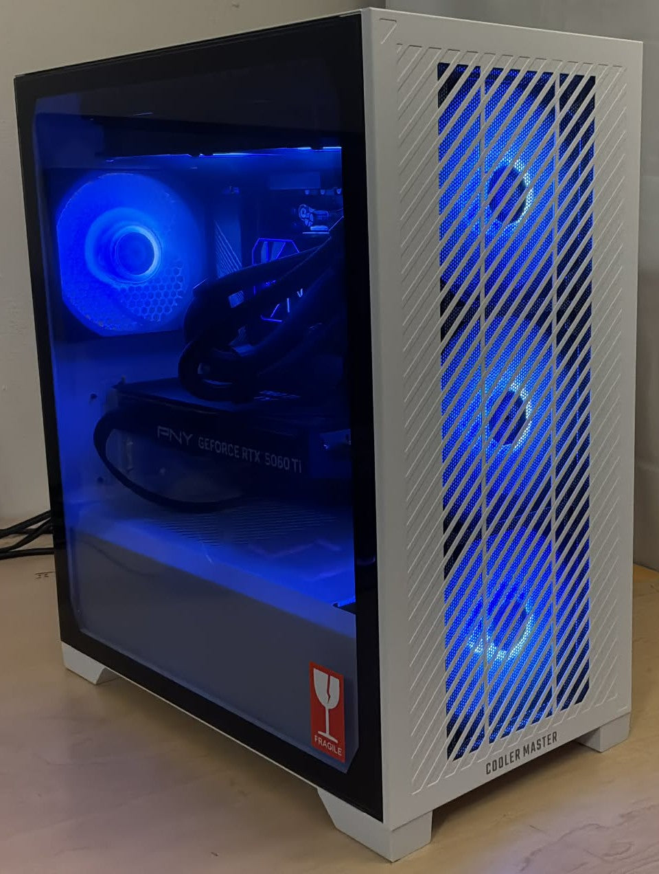 OMGaming Entry Gaming PC | Ryzen 5 9600X | RTX 5060 Ti | 16GB DDR5 | 1TB SSD